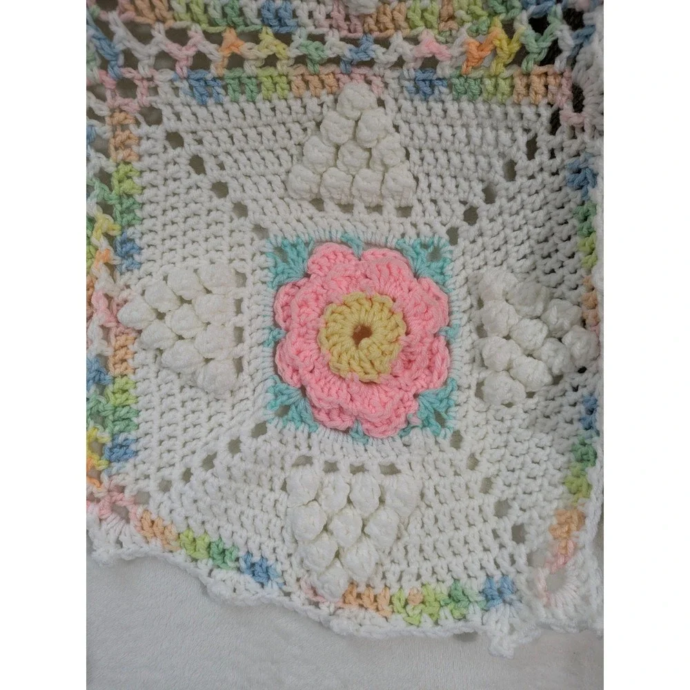 Vintage Crocheted Baby Afghan Crib Blanket Throw‎ Floral Pastel 50x38 Handmade